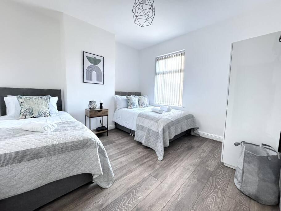 Stylish Home In York - Free Wifi & Parking - Close To Racecourse & City Centre Extérieur photo