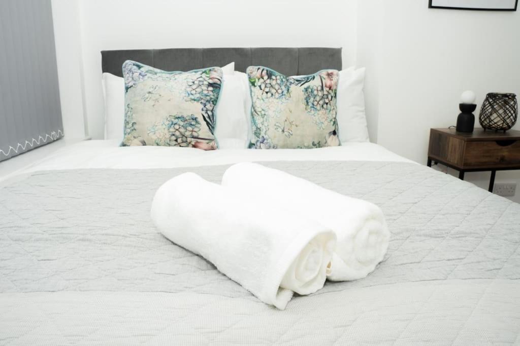 Stylish Home In York - Free Wifi & Parking - Close To Racecourse & City Centre Extérieur photo
